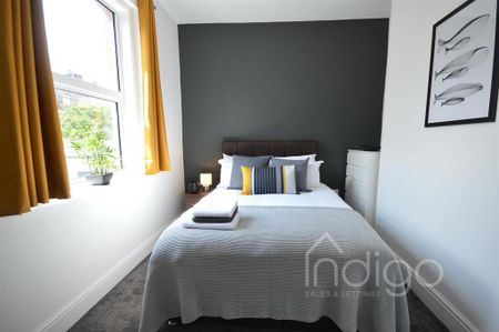 1 bedroom in a house share to rent - Photo 4