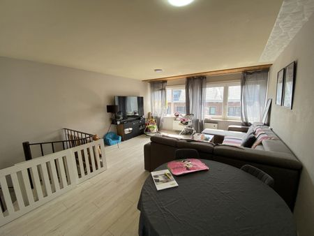 Leuke duplex met 3 slaapkamers in het centrum van Tessenderlo - Photo 2