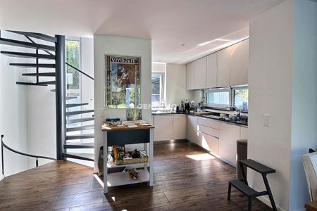 FAMILY HOUSE LAKE VIEW - Photo 4