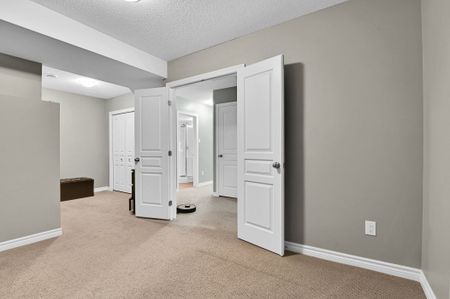 For Lease - 604 Brian Good Avenue Unit# 3, Blossom Park - Airport and Area, Ontario - Photo 3