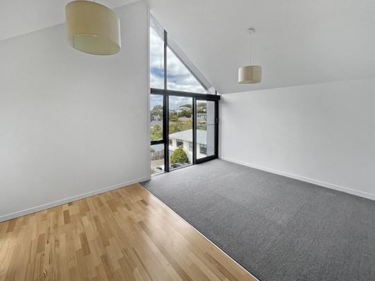 Apartment Living In Khandallah - Photo 1