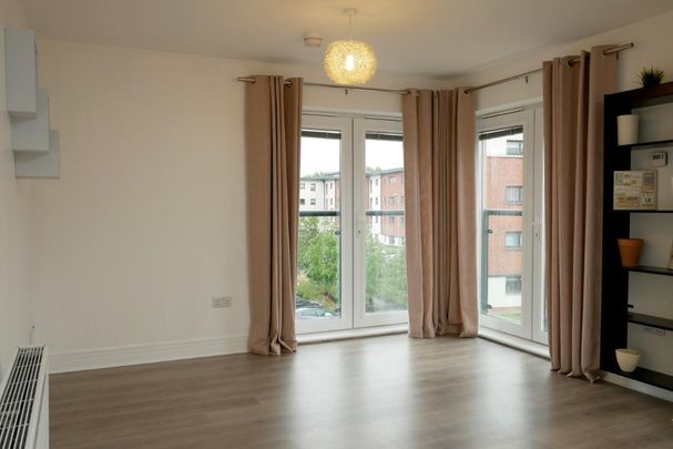 2 bedroom flat to rent - Photo 1