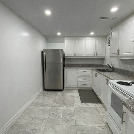 For Lease - 38 Meandering Trail Unit# Room, Toronto, Ontario - Photo 3