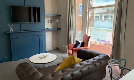 Elders Street Room 3 - Photo 2