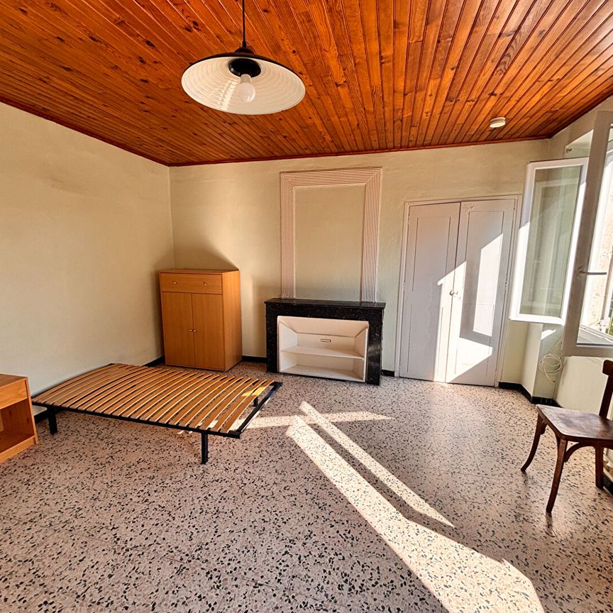 NIMES SAINT CESAIRE STUDIO ETUDIANT, - Photo 1