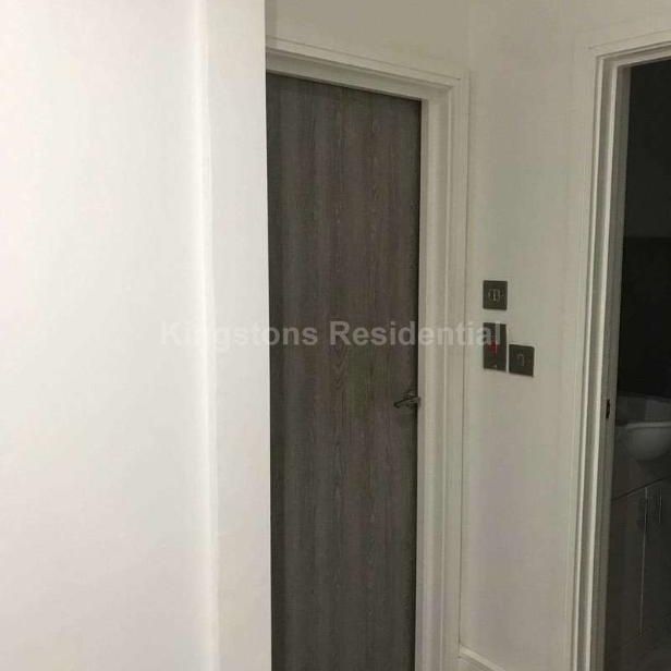 Colum Road, Cathays, CF10 - Photo 1