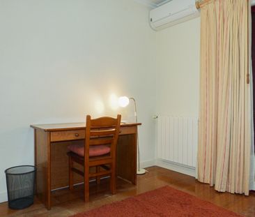 Apartamento T2 no Estoril, Mobilado, Condomínio Privado, frente aos Jardins do Casino Estoril - Photo 3