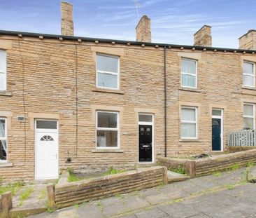 Oxford Street - Photo 5