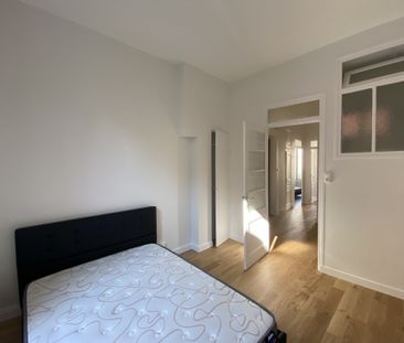Location Appartement 3 pièces 64m² LYON 7ème - Photo 4