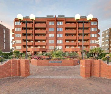 2 bedroom apartment to rent - Photo 6