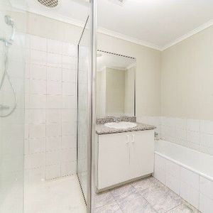 Doncaster East - Photo 2