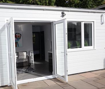 2 bedroom semi-detached bungalow to rent - Photo 1