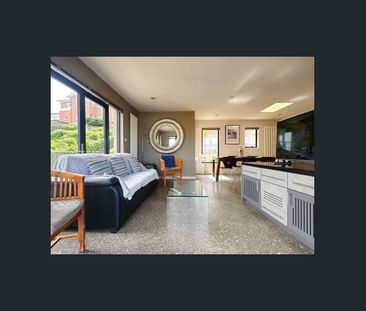 Amazing Fully Furnished Apartment - Photo 3