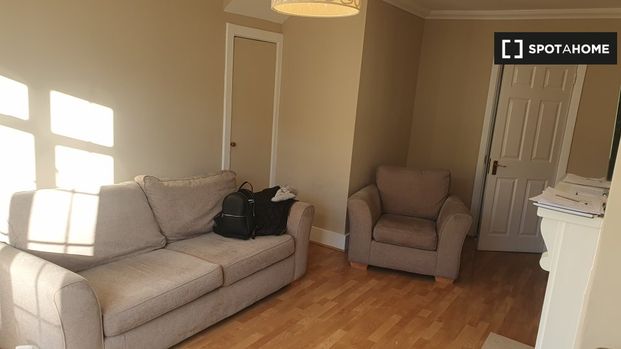 2-bedroom apartment for rent in East Wall, Dublin. - Photo 1