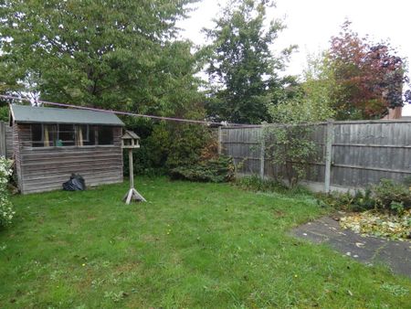 3 bedroom detached house to rent - Photo 5