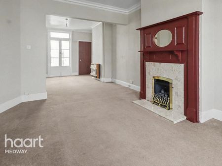 3 bedroom terraced house to rent - Photo 2