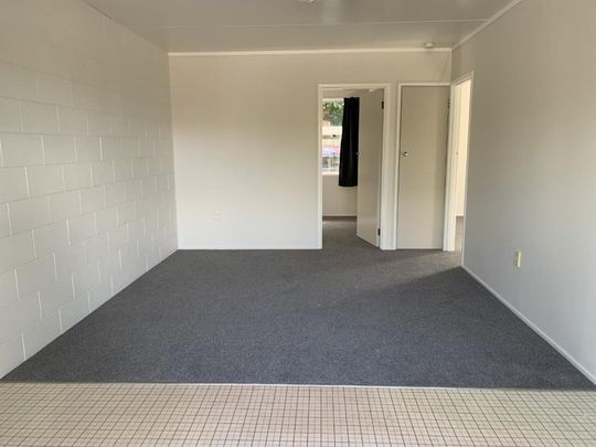 Quiet Glenview Home - Photo 1