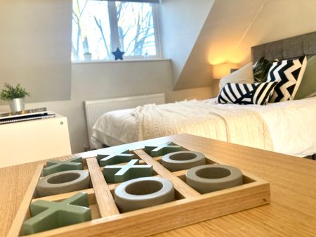 Iliffe Close Room 2 - Photo 5