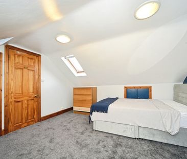 Room in a Shared House, Oldstead Road, BR1 - Photo 1