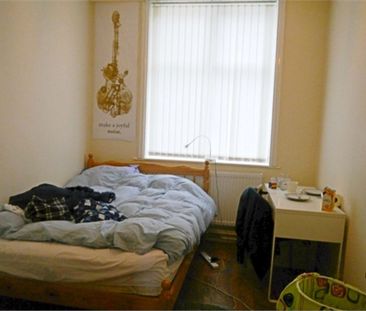 7 Bedroom Shared House - Photo 3