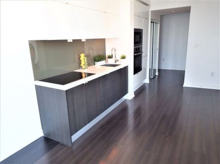 For Lease - 21 Iceboat Terrace Unit# PH02, Toronto, Ontario - Photo 3