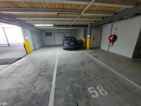 Furnished One Bedroom One Bathroom Parnell - Photo 5