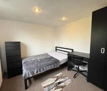 6 Bed Terraced House, Carnarvon Road, RG1 - Photo 6