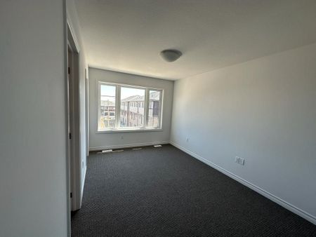 For Lease - 461 Blackburn Drive Unit# 48, Brantford, Ontario - Photo 4