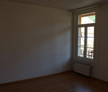 Rent a 3 rooms apartment in Tavannes - Photo 4
