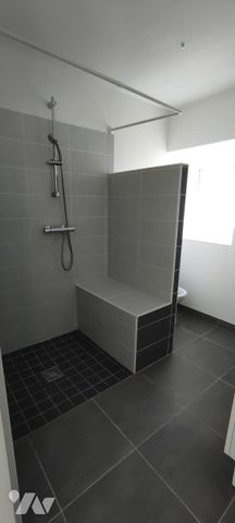 MAISON D'HABITATION - Photo 3