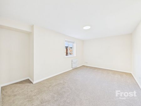 Lowestoft Drive, Slough, Berkshire,SL1 - Photo 5