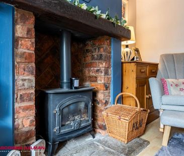 3 Bedroom Semi Detached To Let - Photo 2