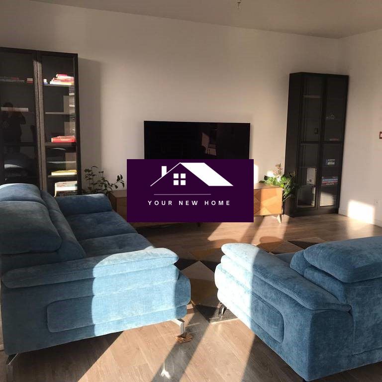 BEAU MEUBLE AVEC 3 CHAMBRES NANTERRE - Photo 1