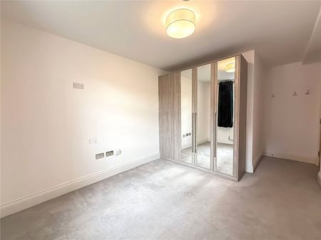 Bloomesbury Avenue, St James Park, Didsbury, Greater Manchester, M20 2BN - Photo 4