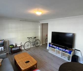 2 bedroom apartment for rent - Photo 1