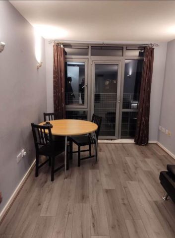 1 Bed Flat, The Odeon, IG11 - Photo 3