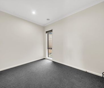 BRAND NEW 3 Bedroom Home! - Photo 6