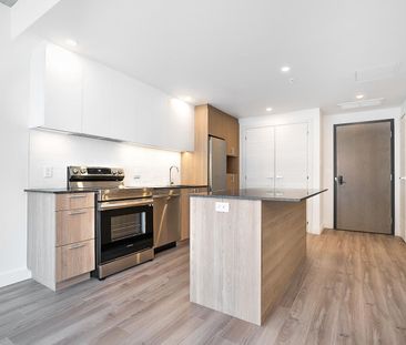 360 President Kennedy, Montréal, QC - Photo 2