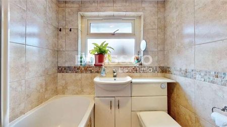 Links Road, London, NW2 - Photo 2