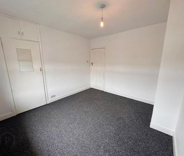 27 Warren Park Drive, Lisburn, BT28 1HF - Photo 5