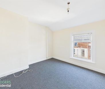 72 Kilburn Street, Belfast, BT12 6JT - Photo 3