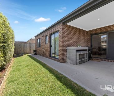 11 Kalinda Avenue, Deanside - Photo 6