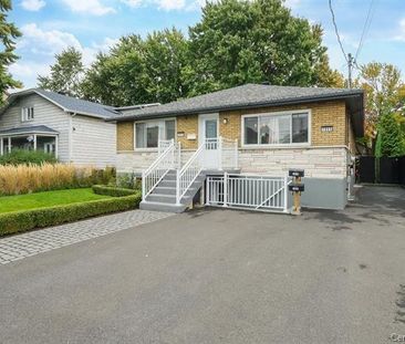 Maison à étages à Longueuil (Saint-Hubert) - Photo 2
