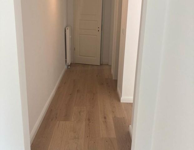 Sanierte 2-Zimmer-Einliegerwohnung in Blankenese / Iserbrook - Photo 1