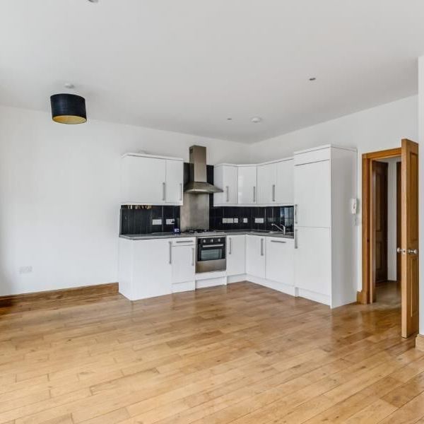 1 Bedroom Flat To Let - Photo 1