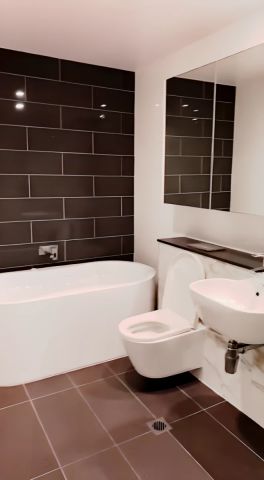 58 O'Dea Ave, Sydney - Photo 3