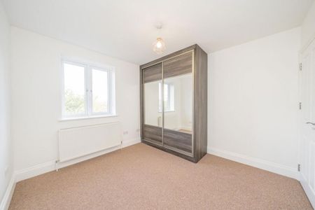 5 bedroom house to rent - Photo 2