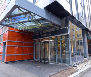 For Lease - 7 Grenville Street Unit# 5712, Toronto, Ontario - Photo 1