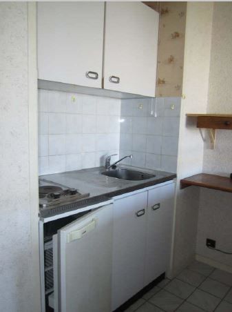 Location Appartement 1 pièce 24m² BORDEAUX 33000 - Photo 2