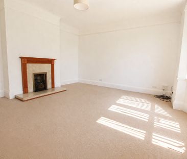 3 Bedroom , Chester - Photo 5